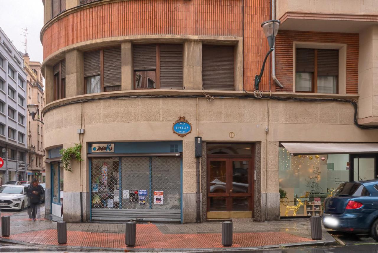 Encanto Y Confort En Calle Epalza - Tu Familia En El Corazon De 빌바오 외부 사진